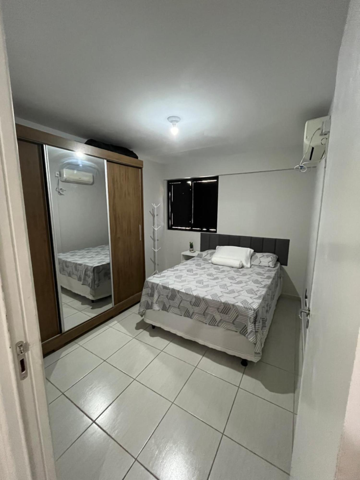 102, Edf Monte Paradiso Na Ponta *
